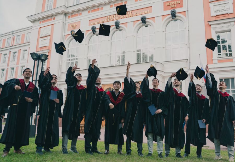 R&D ENGINEERS WITH DOCTORAL DEGREES IN CHINA: DRIVING INNOVATION AND TECHNOLOGICAL LEADERSHIP