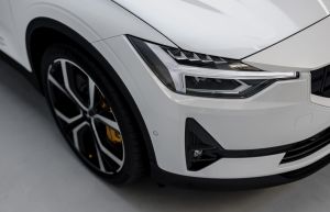 "Xiaomi's SU7: Sparking a Revolution in China's Electric Vehicle Landscape"